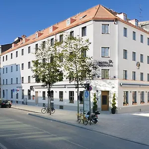 hotel-blauer-bock.com-bavaria.com/